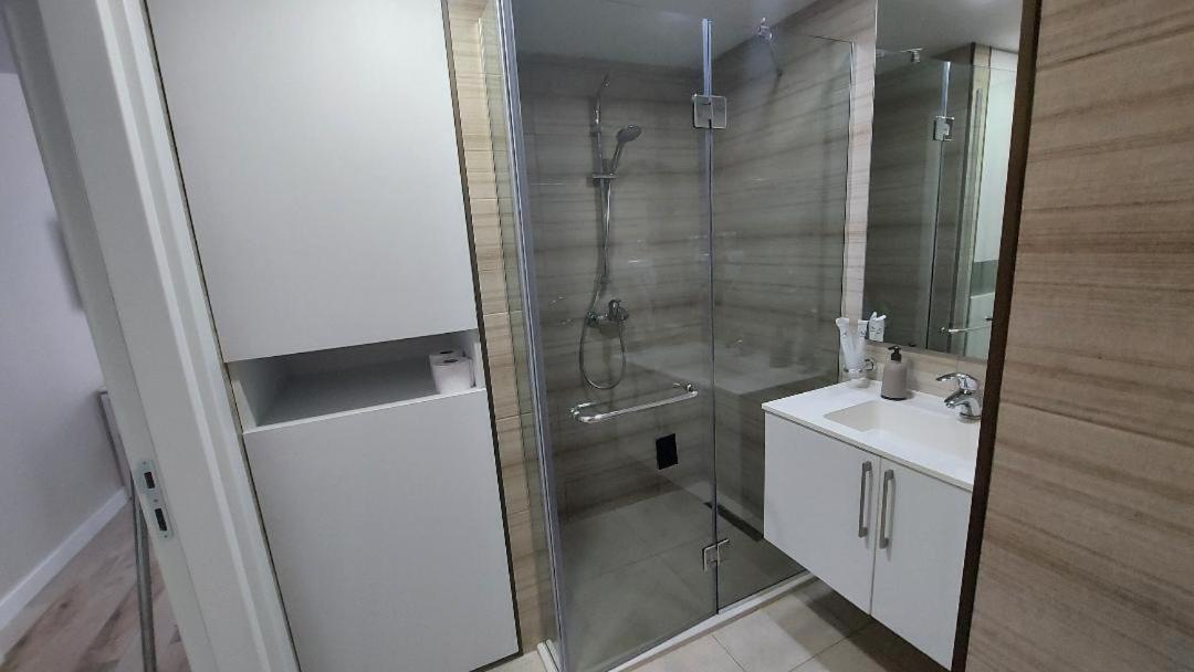 Batumi Sea Side Apartment Экстерьер фото