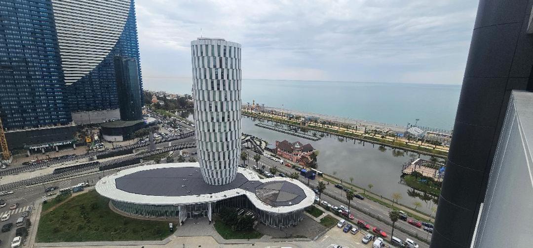 Batumi Sea Side Apartment Экстерьер фото